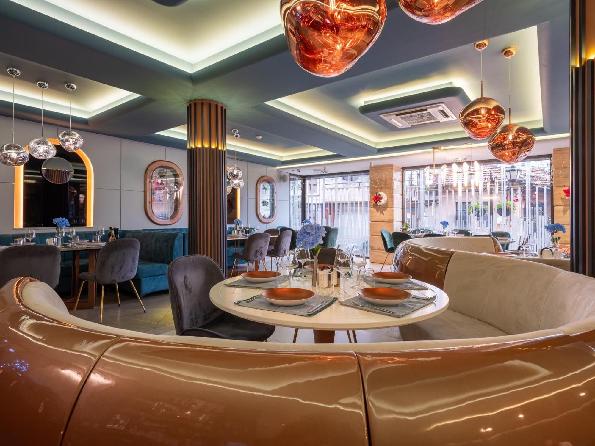 Hotel Concorde 벨리코 터르노보 외부 사진
