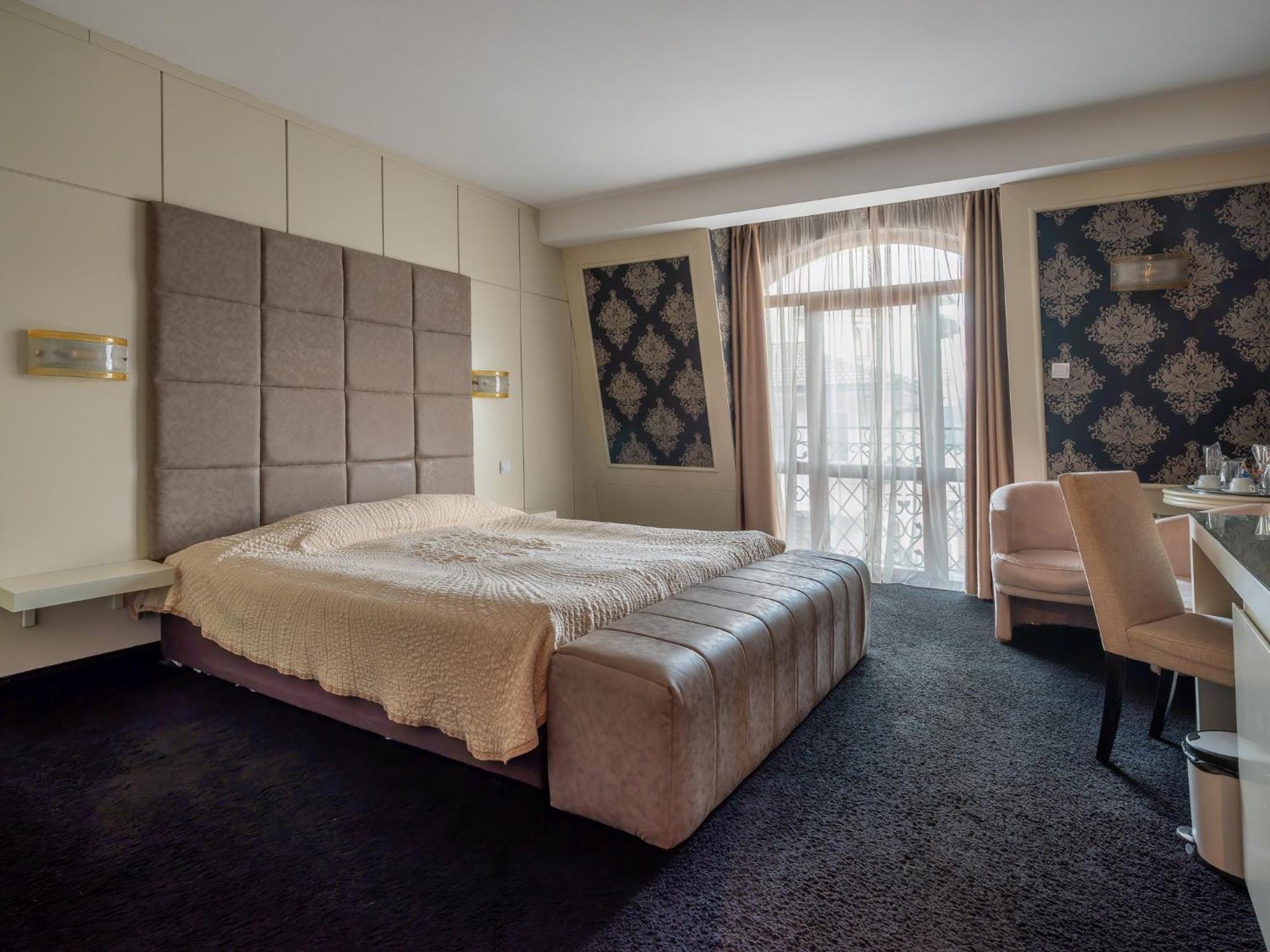 Hotel Concorde 벨리코 터르노보 외부 사진
